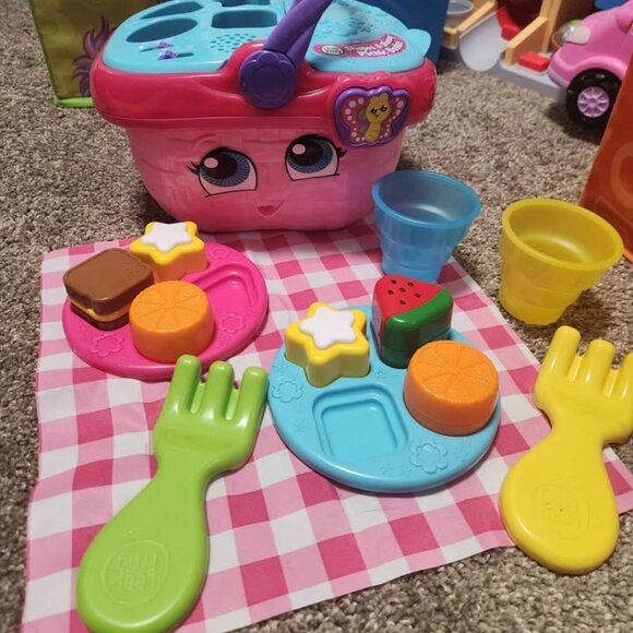 Leap Frog Shape and Sharing Picnic Basket - Picture 1 of 1